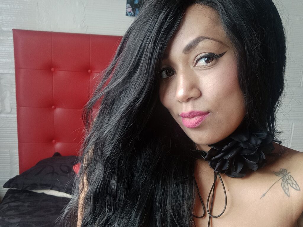 Vivianahamilton's profile - Image n°1