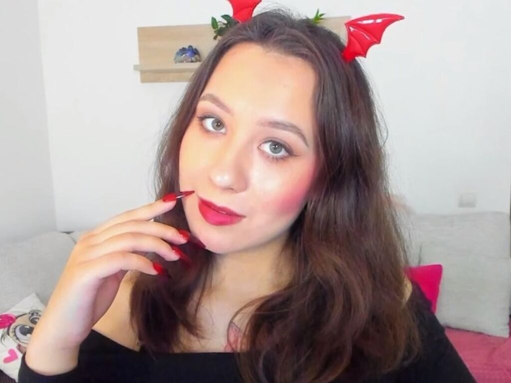 Viviankirk's profile - Image n°0