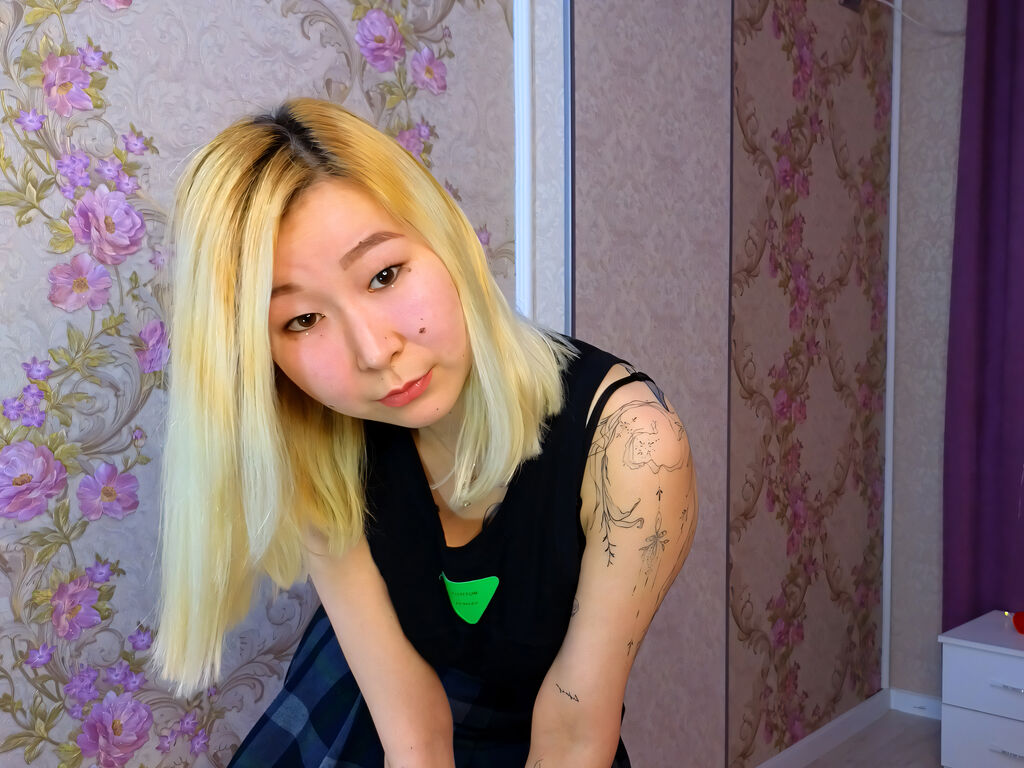 Vivianlin's profile - Image n°1