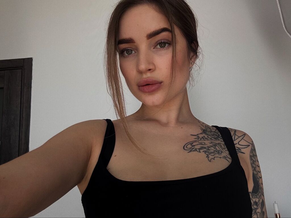 Viviennova's profile - Image n°0