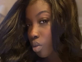 Vixenpaisley21's Sexcam