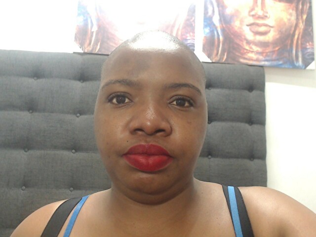 Voluptousxx5' profilo - Immagine n°7