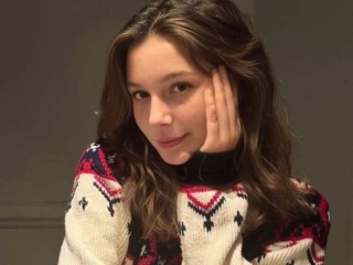 Sexo por webcam con Vyolette