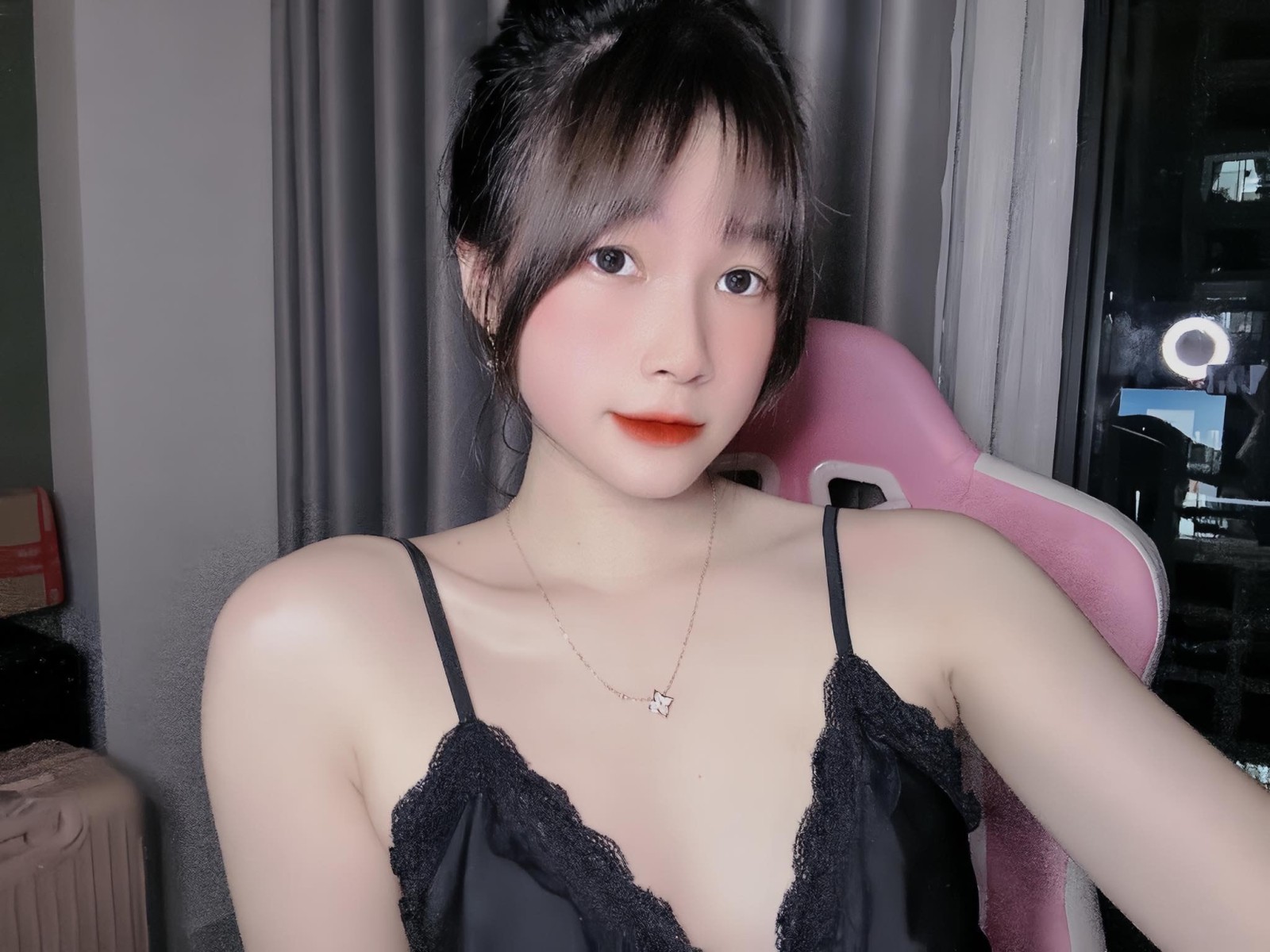 Vyvy18's profile - Image n°0