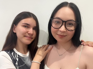 Wandaandpeggy's Sexcam