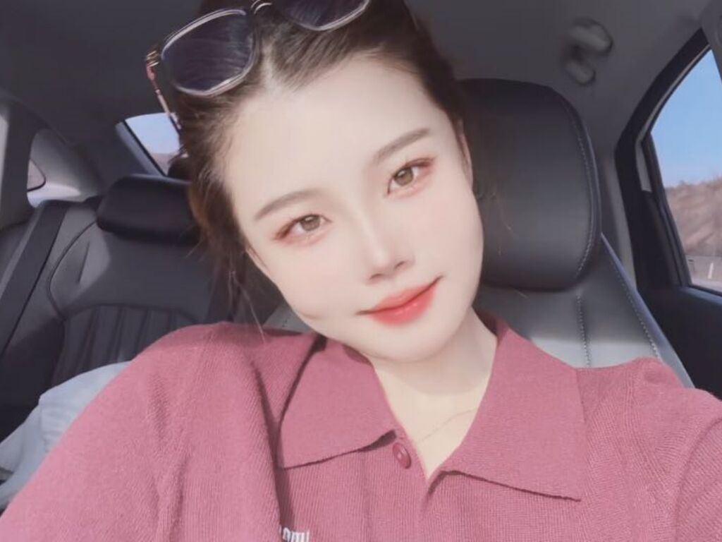 Wanghuiii's profile - Image n°0