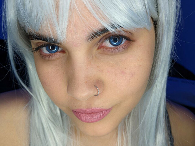 Whimsihott1's profile - Image n°1