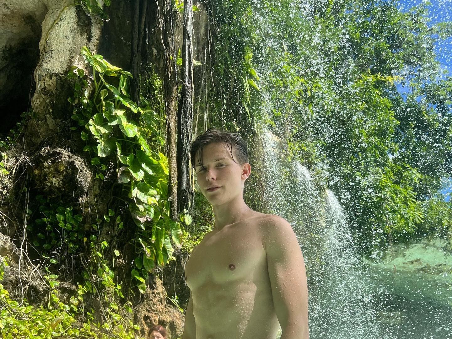 Profil de Whiteboy2002 - Photo n°0