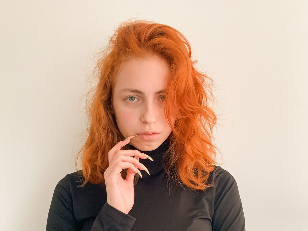 Whitneyallenson's profile - Image n°0