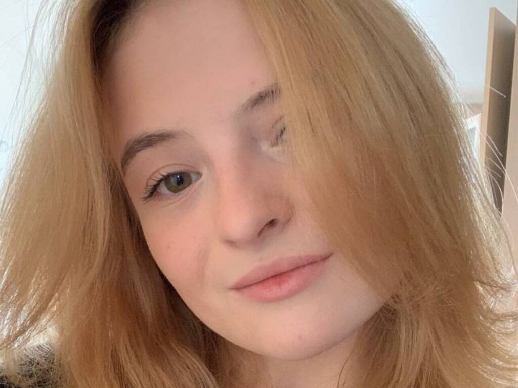 Whitneychumley's profile - Image n°0