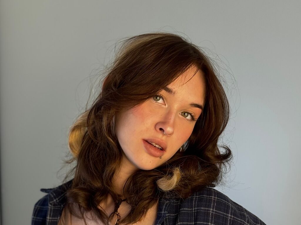 Whitneycrosslin's profile - Image n°0