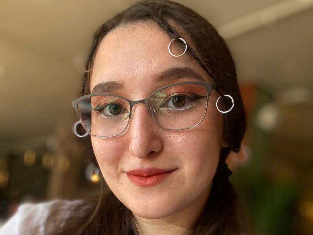 Whitneyfurness's profile - Image n°0