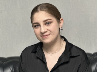 Whitneyroux's profiel