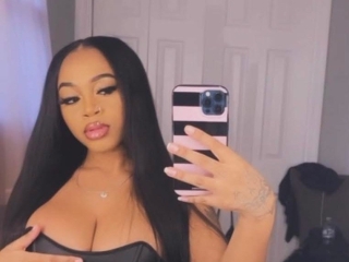 Webcam sex with Wifeysplayhouse