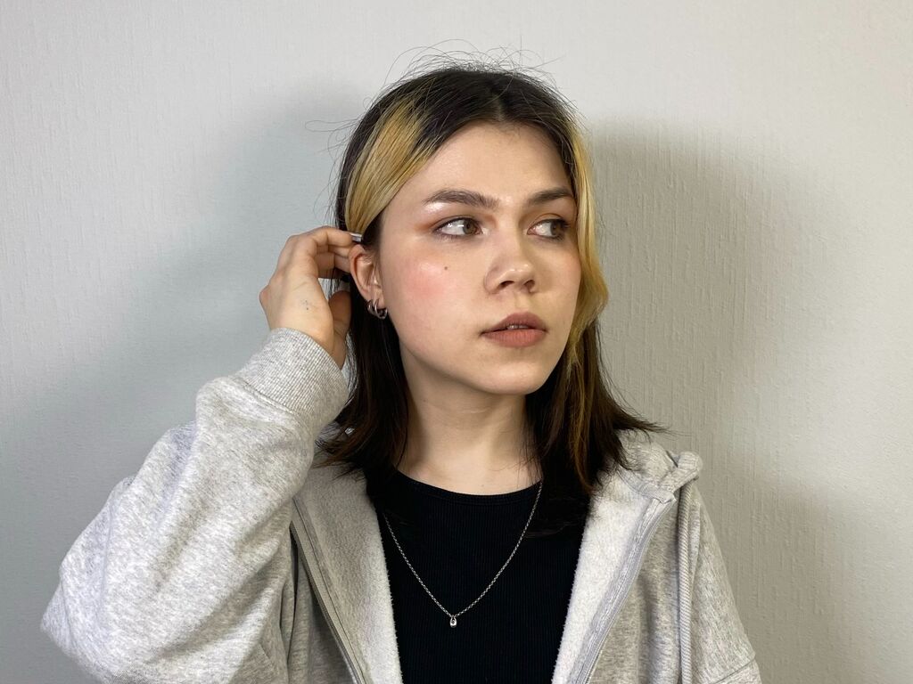 Willacornwall's profile - Image n°0
