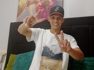 Webcam sex con Wilton_Phill