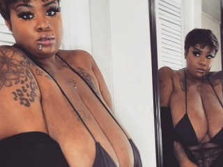 Webcam sex con XZariahxxJunex