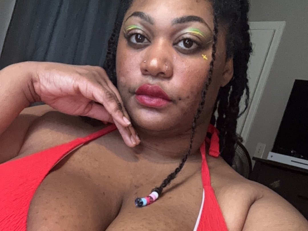 Xanaluxe's profile - Image n°0