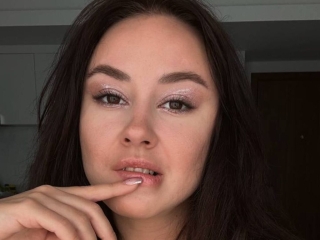 Live Sex Yaekomarrazzo