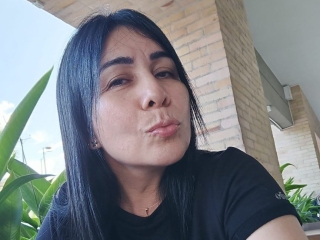 Sexo por webcam con Yanella_109