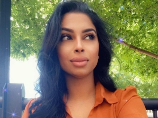 Yasmin93's Sexcam