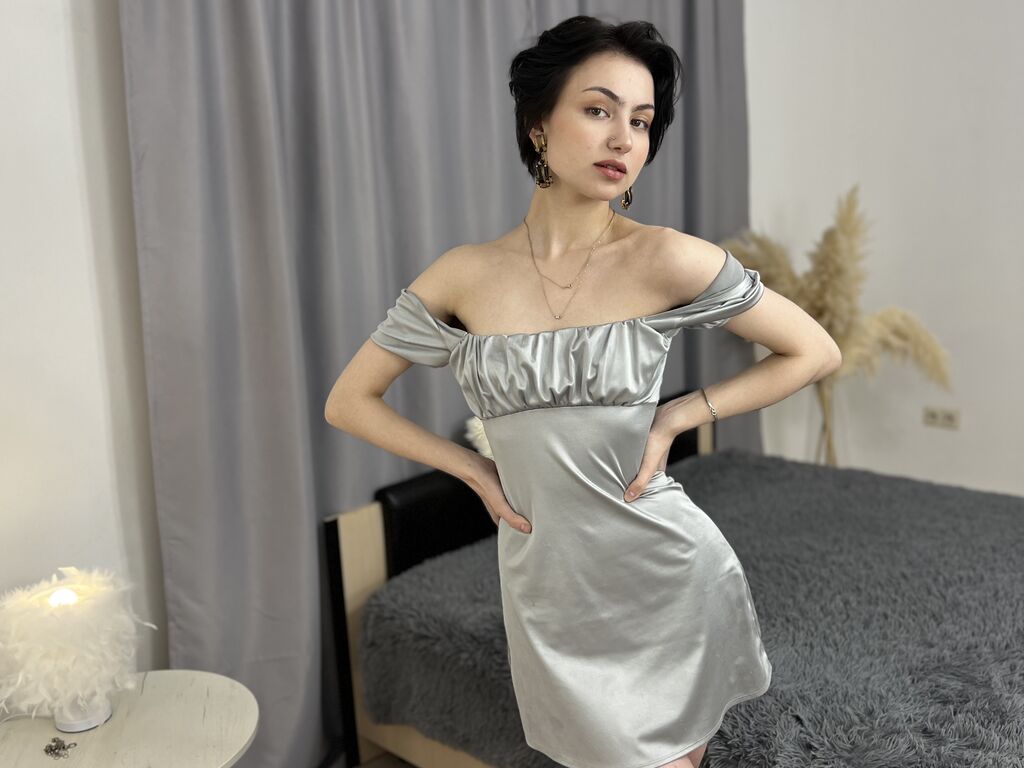Yasminkali's profile - Image n°0