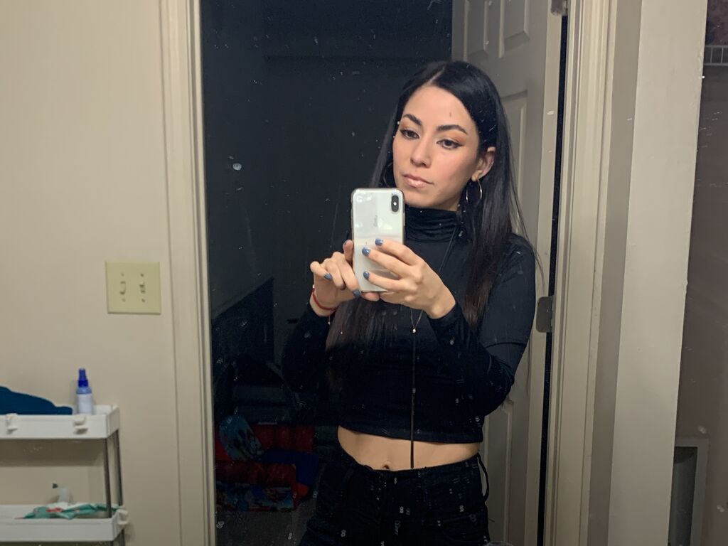 Yazminchavez's profile - Image n°0
