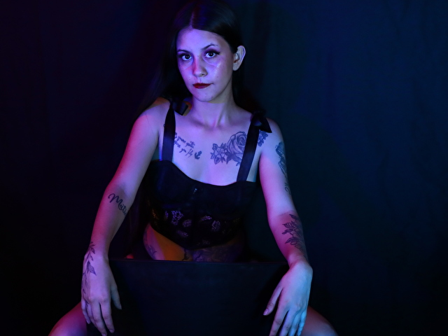 Yliria's profile - Image n°30