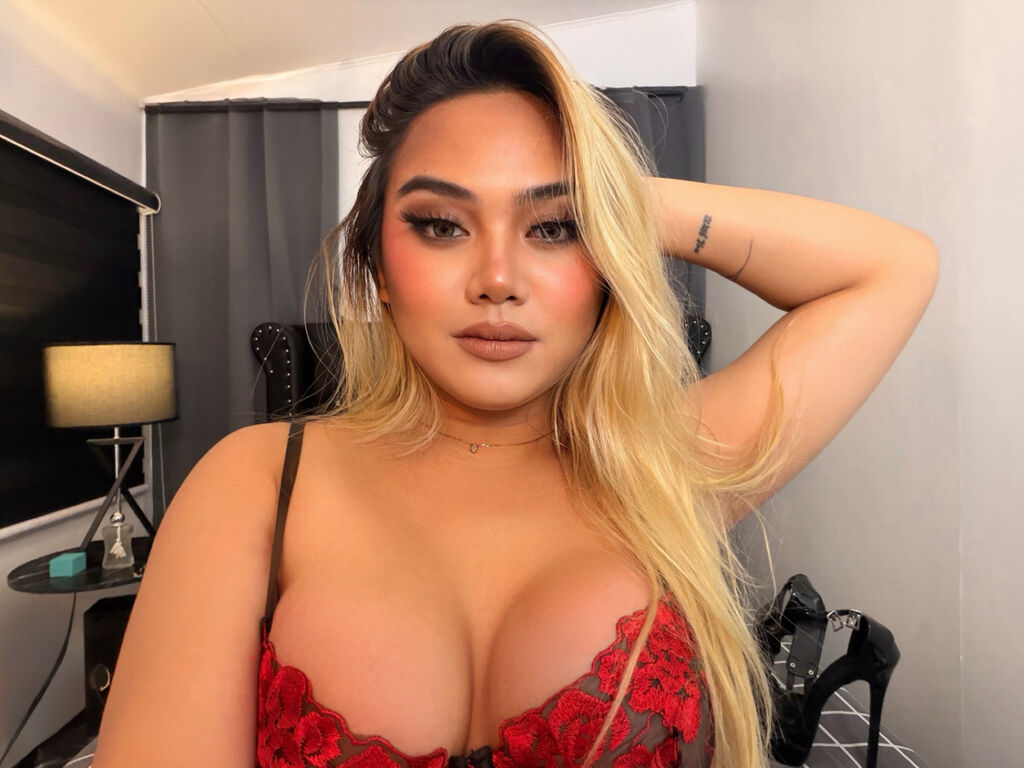 Yoshijenner's profile - Image n°1