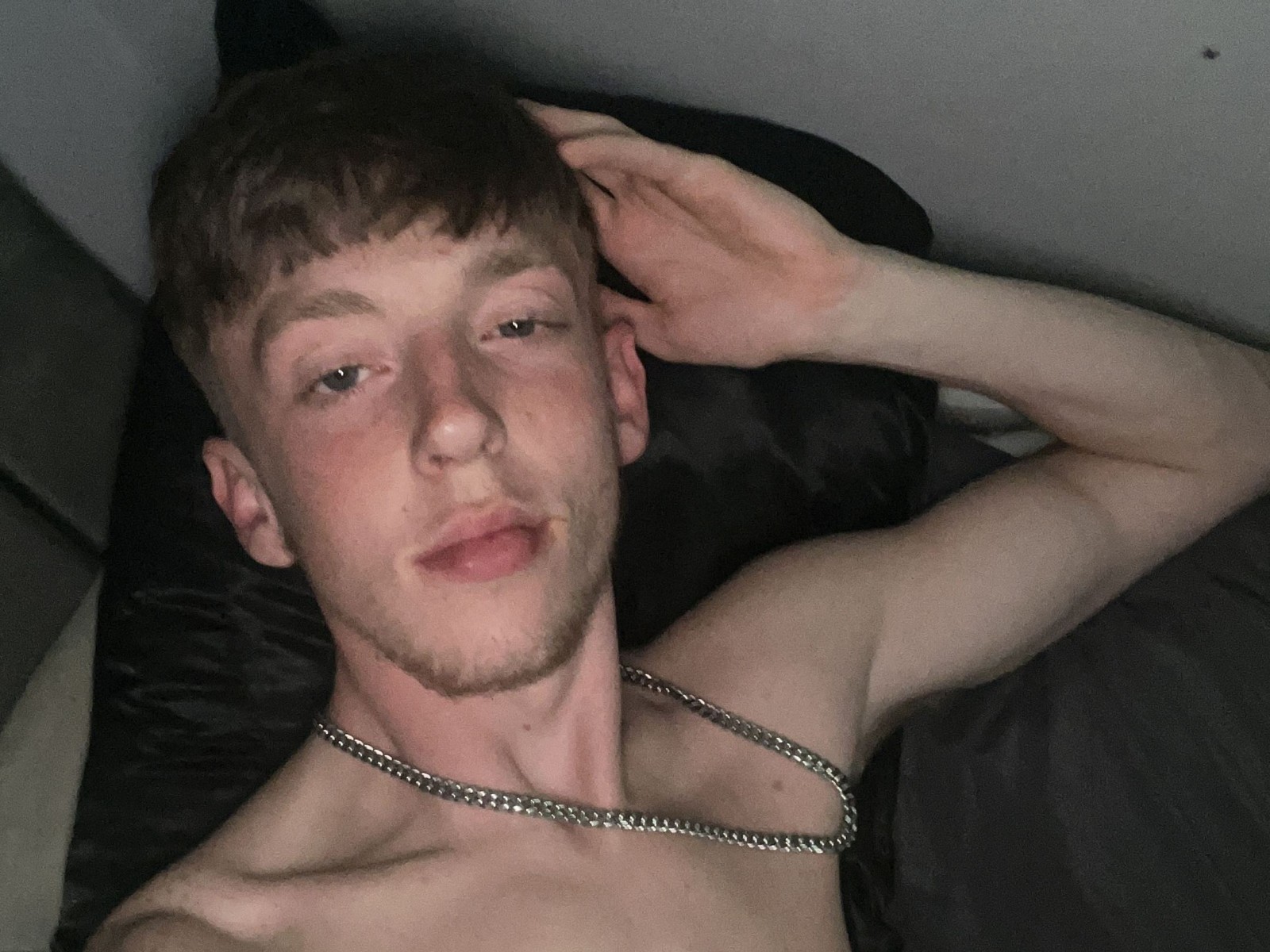 Youngstudsong29's profile - Image n°0