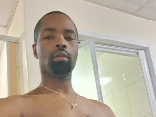 Yourdarkestfantasy300's Sexcam