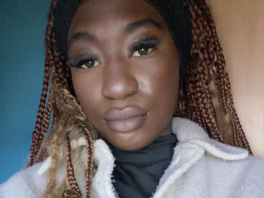 Yourebonybae's profile - Image n°0