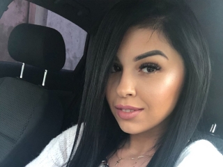 Sexo por webcam con Yreneshyy