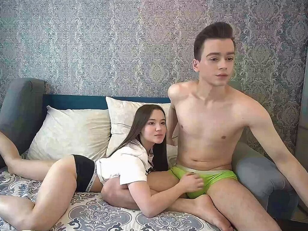 Yuliaandpavel's profile - Image n°0