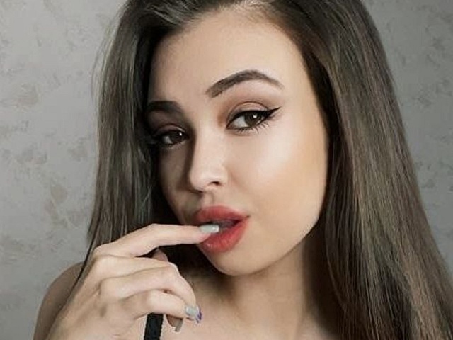 Perfil con Yuliannax - Imagen  n°10