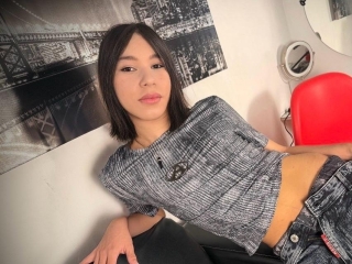Webcam sex con Yumaocandy