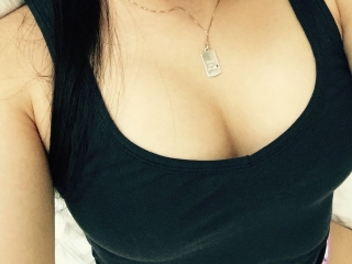 Yuna_Lee's Sexcam
