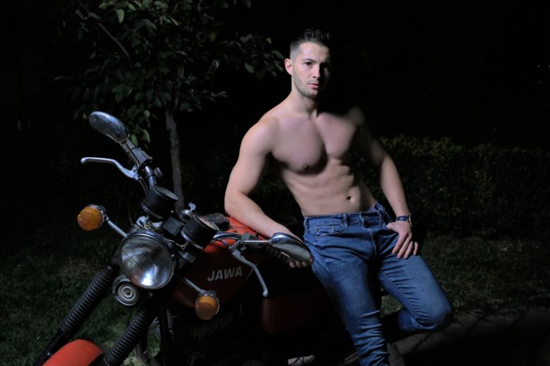 Perfil con Zach_Zachary - Imagen  n°51