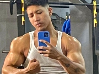 Webcam sex con Zackcreat20cm