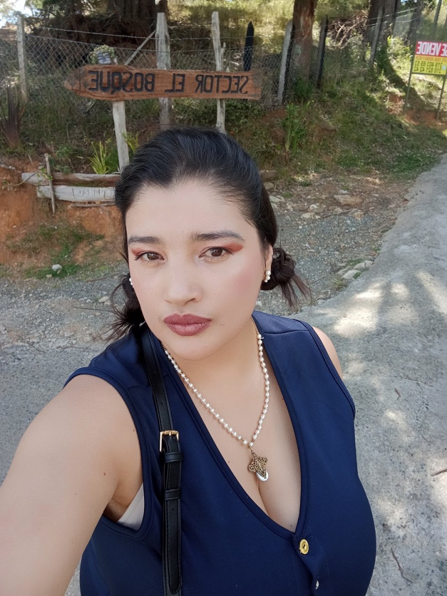 Zafirarouge89's profiel - Afbeelding n°1