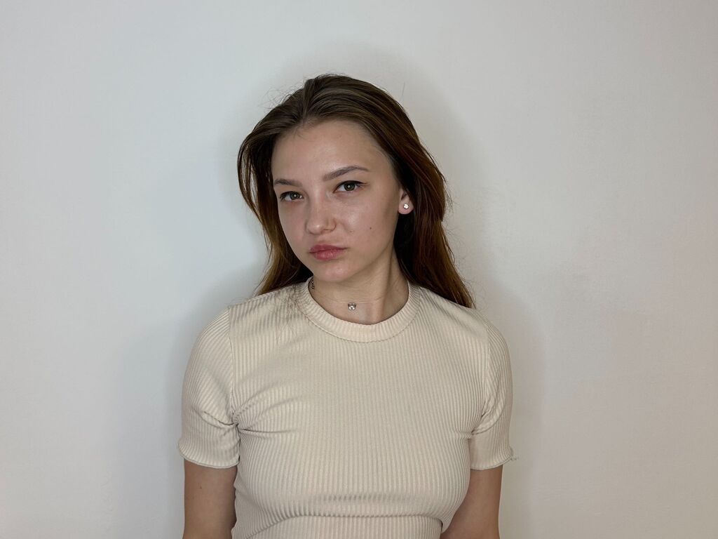 Zaraembry's profile - Image n°0