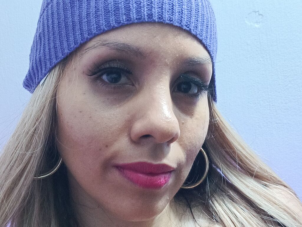 Zarafernandez's profile - Image n°0