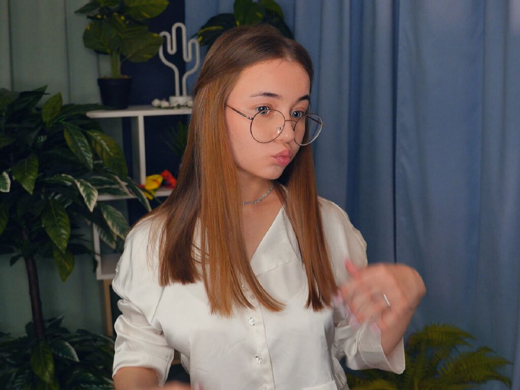 Zarahatter's profile - Image n°0