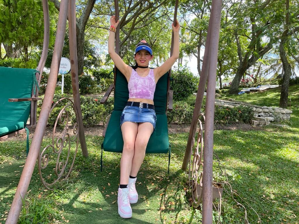 ZhenMelan's profile - Image n°9