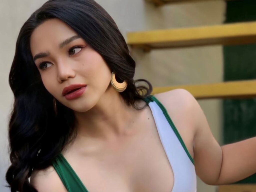 Ziyalopez's profile - Image n°1