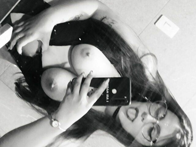 ZOEBELLE's Profil - Bild n°95