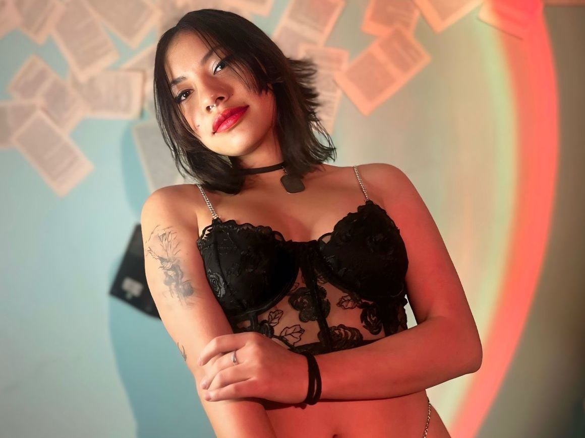 Zoeecastro's profile - Image n°0