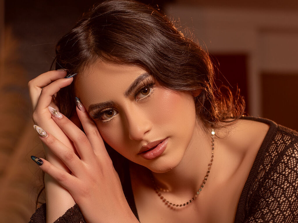 Zoemendoza's profile - Image n°1