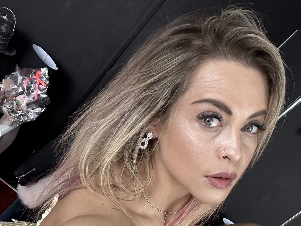 Zoequinn's profile - Image n°0