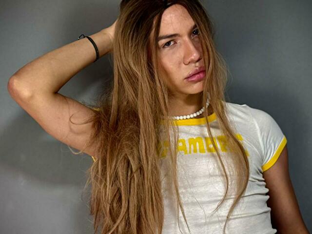 ZoeRey's profile - Image n°10